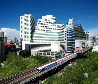 ジャスミン シティ ホテル スクムウィットのホテル