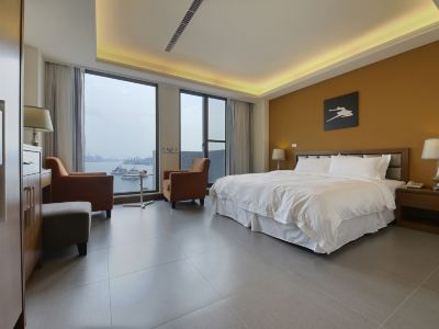 Watermark Hotel