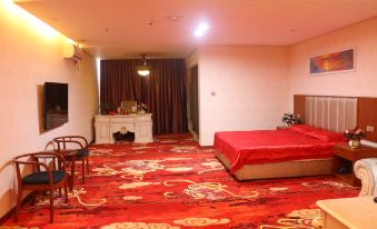 Shangzhi Yading Business Hotel
