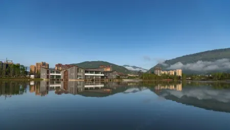 Cilangyi Hostel Отели рядом с достопримечательностью «Red Army Long Memorial Hall»