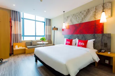Ibis Hotel (Ankang Government Central Hospital) Hotels in Ankang