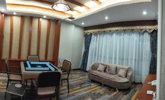 Qujing Blue Mountain Art Hotel
