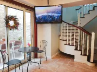 Shinehouse Villa