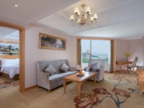 Vienna International Hotel (Beihai Hepu Hesi Shougang Branch) Hotels in Hepu