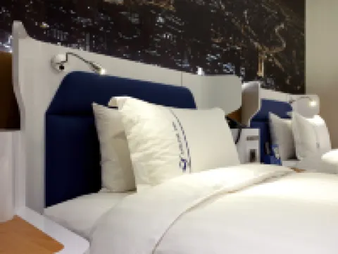 Airline Inn Taichung Green Park Way Hotels near Calligraphy Greenway