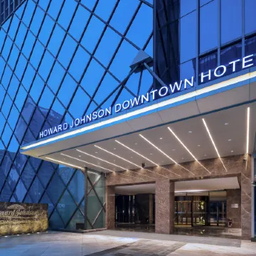 HOWARD JOHNSON DOWNTOWN HOTEL CHONGQING Отели рядом с достопримечательностью «Площадь Звездного Флота»