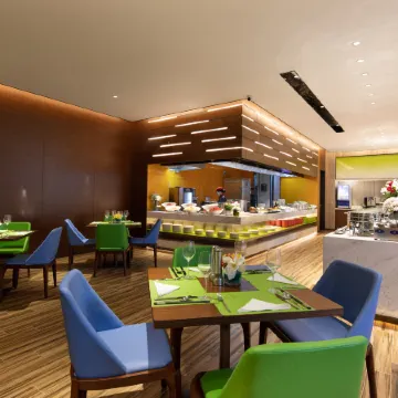 Hampton by Hilton Hangzhou Xiaoshan People's Square Отели рядом с достопримечательностью «Чжоу Чжоу Чжоу Люк-Путе»