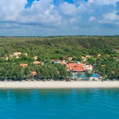 Golden Coast Resort & Spa Các khách sạn gần Dino Park Phan Thiết