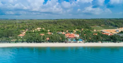 Golden Coast Resort & Spa Các khách sạn ở Phan Thiết