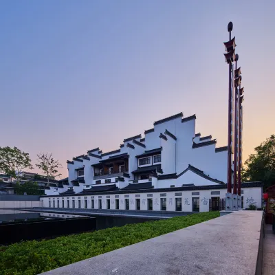 Yebo Qinhuai SSAW Hotel (Grand Theater), Confucius Temple Hotels near Dacheng Temple