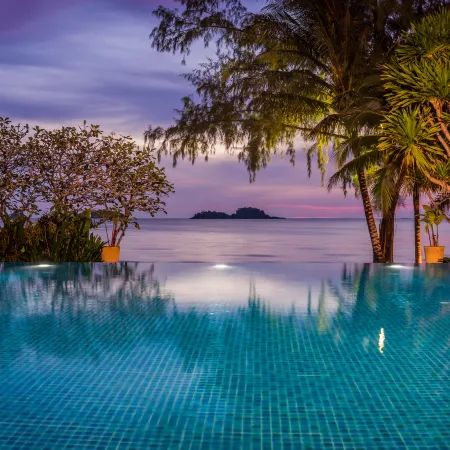 Barali Beach Resort Koh Chang Отели рядом с достопримечательностью «Namtok Khiri Phet»