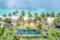 Haadtien Beach Resort - Pools