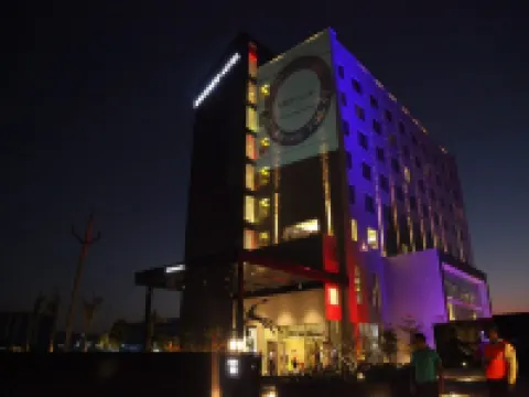 欽奈斯里佩魯姆布杜爾美居酒店 斯里佩魯姆布杜爾酒店