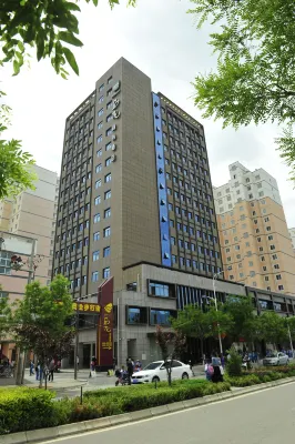 Yimao Business Hotel - Parkplatz
