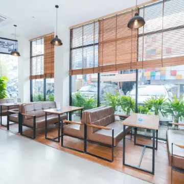 7 Days Premium Hotel Phnom Penh Отели рядом с достопримечательностью «Ват Лэнгка»