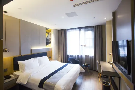 Homeinn Selected Hotel (Zaozhuang Xuecheng Guangming West Road Railway Station) Отели рядом со станцией Zaozhuang Railway Station