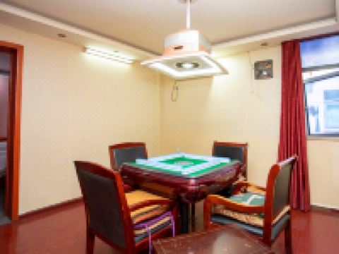 OYO宁波灵秀宾馆 - 麻将大床房