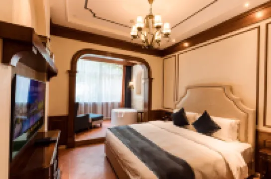 CONTI TOSCANA CASTLE RESORT & SPA