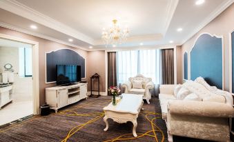 Tianjin Golden Crown Hotel