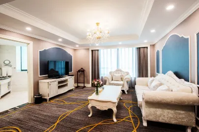 Tianjin Golden Crown Hotel Executive Suite