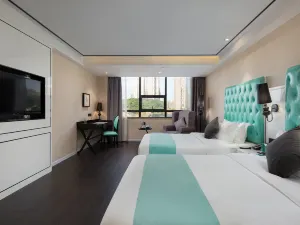 Xana Hotelle Hotel (Xiangtan High-speed Railway North Station Hunan University of Science and Technology)