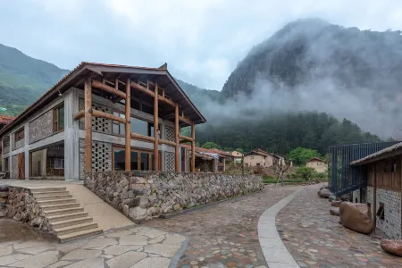 Leliving Qishan Xiayin Manor Отели рядом с достопримечательностью «Shenlong Valley»