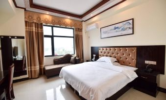 Dongxing Dongsen Hotel (Wanwei Golden Beach Scenic Area)