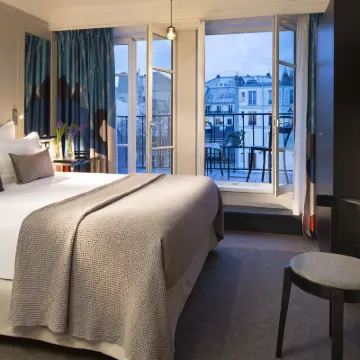 Hotel Les Matins de Paris Hotels near لو تريانون