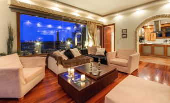 Ark Luxury & Private Villa