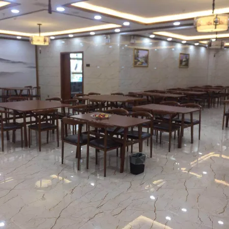 Dingrui Holiday Hotel