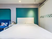 西安亚米公寓酒店 - 景观豪华大床房
