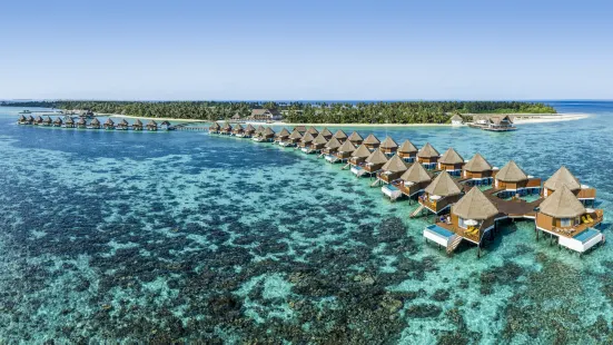 Mercure Maldives Kooddoo Resort