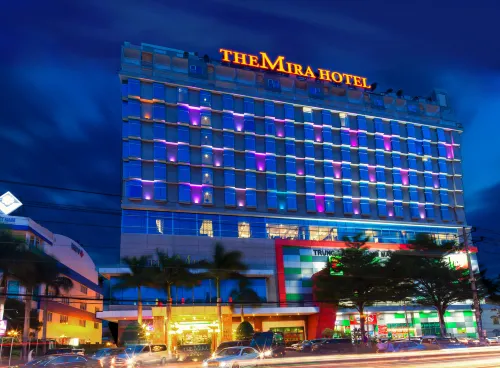 The Mira Hotel Hoteles en Thủ Dầu Một