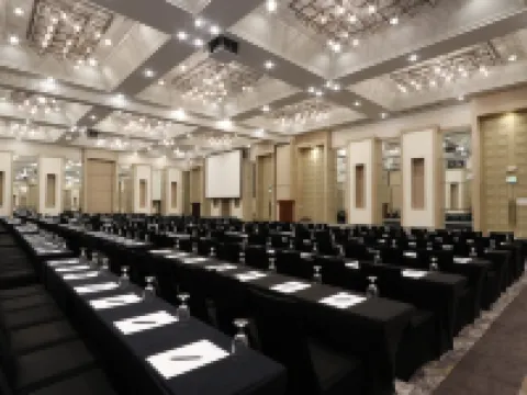 เควสต์ พลัส คอนเฟอเรนซ์ เซ็นเตอร์ คลาร์ก โรงแรมในมาบาลากัต