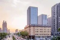 Atour Hotel (Hefei Wangjiang West Road, Honggang Metro Station)