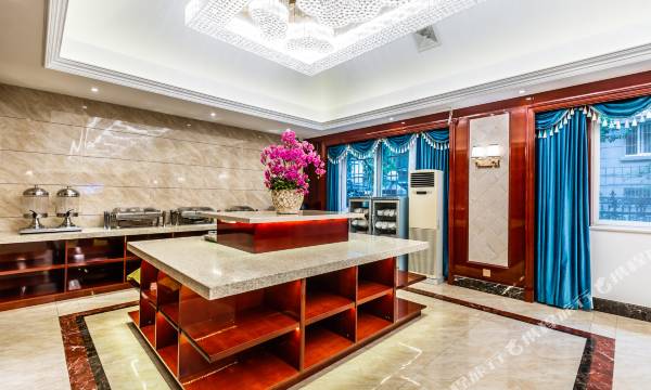Fengqi Hotel (Hangzhou Hubin Jianguo North Road Metro Exit Branch)