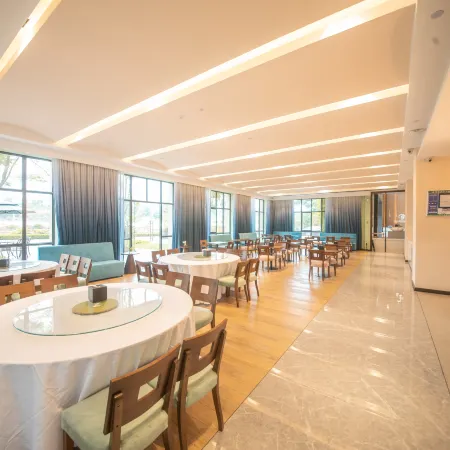 Tuke  Hotel (XianNing Railway Station Xianning High-speed  North Railway Station)