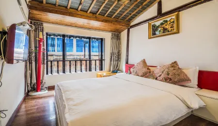 Shanghai Jiaoli Xiaoyan Inn (Zhujiajiao Scenic Area Ancient Town) Отели рядом с достопримечательностью «Zhujiajiao Post Office»