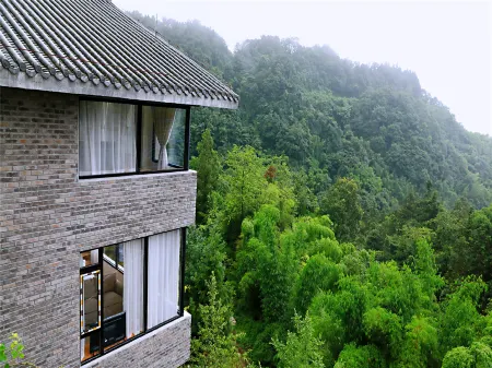 manyebieyuan Отели рядом с достопримечательностью «Bifeng Gorge»