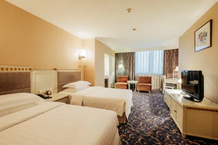 Green Land Hotel