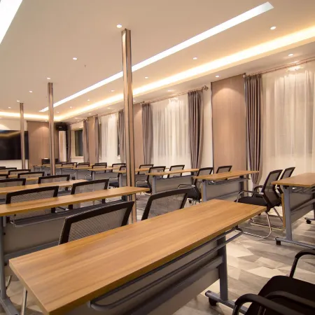 Jilin Yu·Select Hotel (Jilin Fortune Plaza)