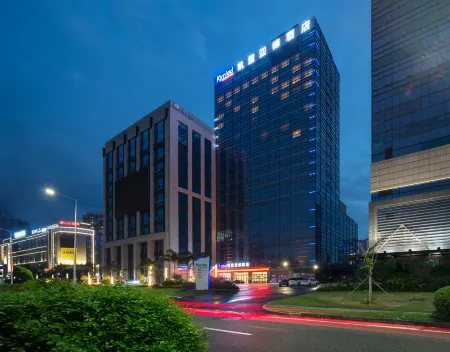 Kyriad Marvelous Hotel (Zhongshan South District Conference Center Store) Отели рядом с достопримечательностью «Zhongshan Technical Institute (East Campus)»
