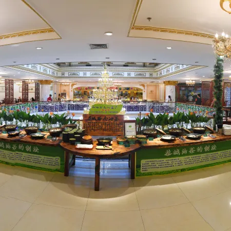 Phoenix Hotel(Railway Station Subway Station)