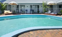 Blue Heron Boutique Motel - Beach