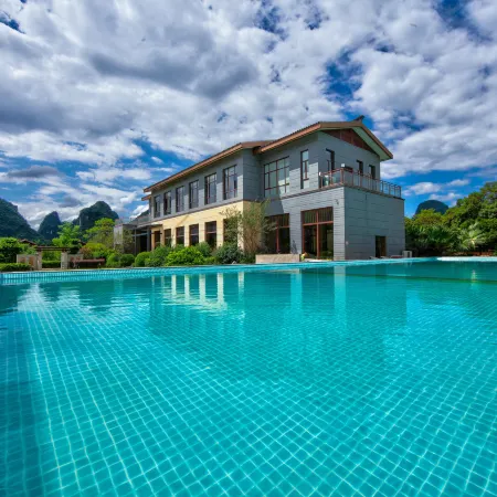 Panlong Lishore Resort (Yangshuo West Street Liriver)