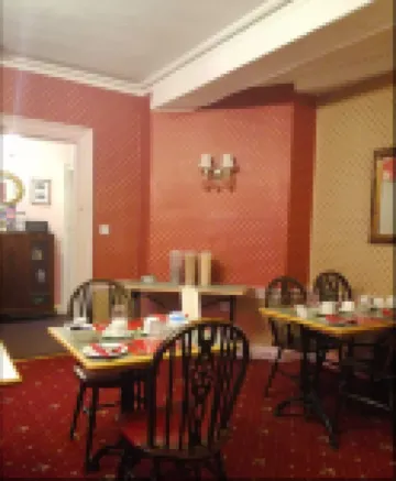 Averon Guest House
