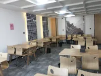 Shangkeyou Selected Hotel (Shangqiu Teachers College Shop) - Airport Shuttle
