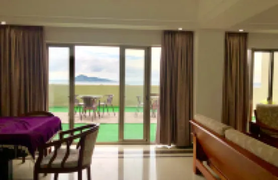 Mingju Holiday Hotel