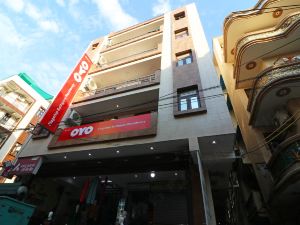 Super OYO Flagship Sathguru Residency Near New Ashok Nagar Metro Station