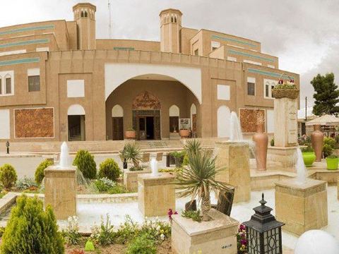 Parsian Safaiyeh Hotel in Yazd